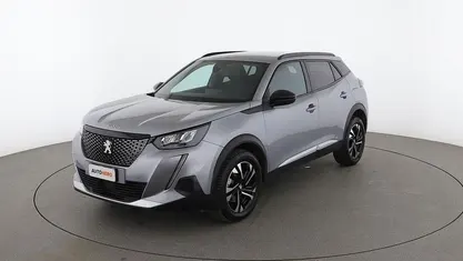 Usata Peugeot 2008 Allure 131 CV (96 kW) 2023 Argento SUV