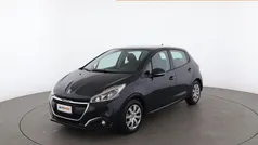 Usata 2016 Peugeot 208 Active Due volumi | 7799 € (Buon prezzo)