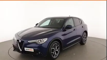 Usata Alfa Romeo Stelvio Business 180 CV (132 kW) 2018 Blu SUV