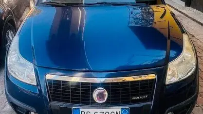 Usata Fiat Sedici Dynamic 120 CV (88 kW) 2008 Blu SUV