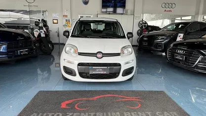 Usata Fiat Panda Lounge 80 CV (58 kW) 2017 Bianco Utilitaria