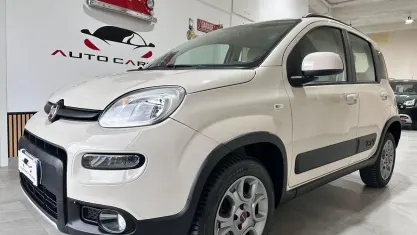 Usata Fiat Panda 4x4 75 CV (55 kW) 2014 Nero Utilitaria