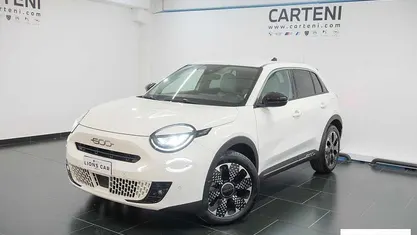 Usata Fiat 600 La Prima 101 CV (74 kW) 2025 Bianco SUV
