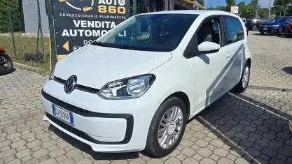 Usata VW up! Move 65 CV (47 kW) 2022 Bianco Utilitaria