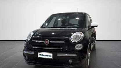 Begagnad Fiat 500L Lounge 95 HK (69 kW) 2018 Svart Minibuss