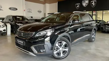 Käytetty Peugeot 5008 GT-line 131 HP (96 kW) 2018 Musta Katumaasturi