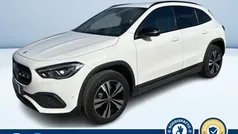 Bianco pastello Usata 2021 Mercedes GLA200 SUV | 26.900 € (Super prezzo)