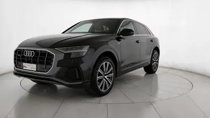 Usata Audi Q8 Sport 231 CV (169 kW) 2023 Nero mythos metallizzato SUV