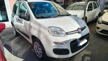Usata Fiat Panda Lounge 80 CV (58 kW) 2015 Bianco Utilitaria