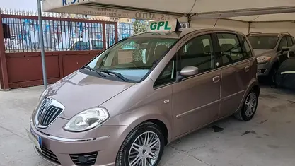 Usata Lancia Musa 77 CV (56 kW) 2009 Monovolume