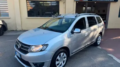 Usata Dacia Logan Lauréate 72 CV (52 kW) 2014 Grigio Station wagon