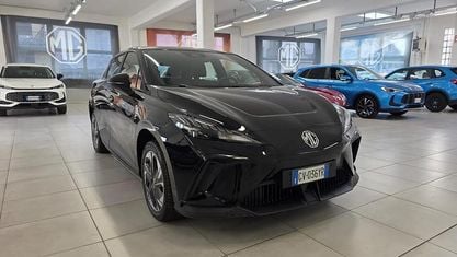 Occasion MG MG4 EV 2024 Noir Citadine