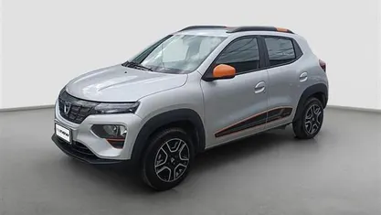 Usata Dacia Spring Comfort Plus 33 kW (45 CV) 2021 Grigio chiaro Utilitaria