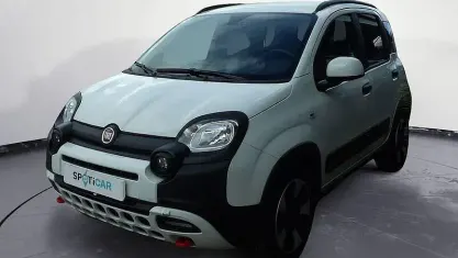 Usata Fiat Panda Cross Cross 70 CV (51 kW) 2024 Bianco Utilitaria