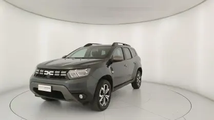 Usata Dacia Duster Journey 116 CV (85 kW) 2023 Grigio SUV
