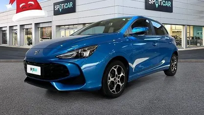 Blu/azzurro Usata 2024 MG MG3 Luxury Due volumi | 17.950 € (Buon prezzo)