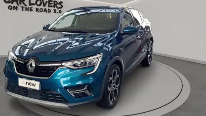 Usata Renault Arkana Techno 143 CV (105 kW) 2023 Blu zanzibar SUV