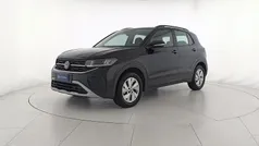 Deep black perlato Usata 2024 VW T-Cross Life SUV | 18.900 € (Buon prezzo)