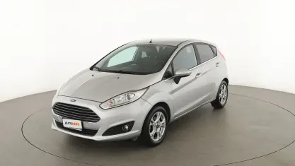 Begagnad Ford Fiesta Titanium 60 HK (44 kW) 2016 Silver Halvkombi