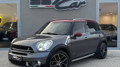Usata Mini Cooper SD Countryman 143 CV (105 kW) 2015 Grigio SUV