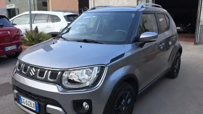 Usata Suzuki Ignis 83 CV (61 kW) 2021 Argento SUV
