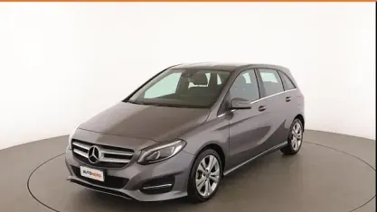 Usata Mercedes B180 110 CV (80 kW) 2017 Grigio Utilitaria