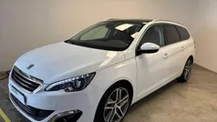 Bianco madreperla Usata 2020 Peugeot 308 Allure Station wagon | 12.990 € (Buon prezzo)