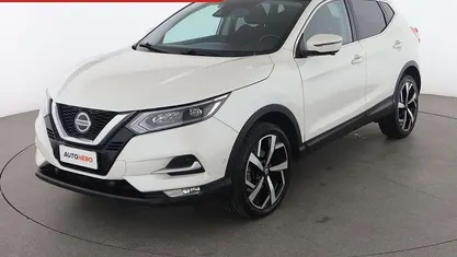 Usata Nissan Qashqai N-Connecta 140 CV (102 kW) 2020 Bianco SUV