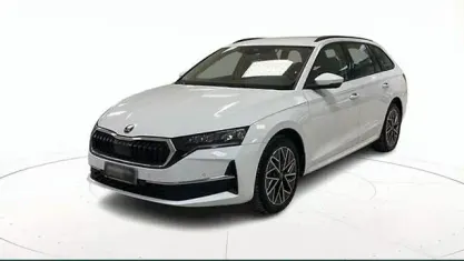 Usata Skoda Octavia Executive 150 CV (110 kW) 2025 Bianco Station wagon