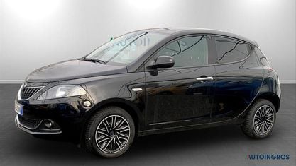 Usata Lancia Ypsilon Gold 69 CV (50 kW) 2022 Nero Utilitaria