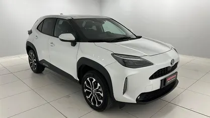 Bianco Usata 2022 Toyota Yaris Hybrid Trend Pick-up | 21.900 € (Ottimo prezzo)