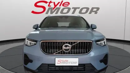 Usata Volvo XC40 Core 129 CV (94 kW) 2022 Grigio SUV