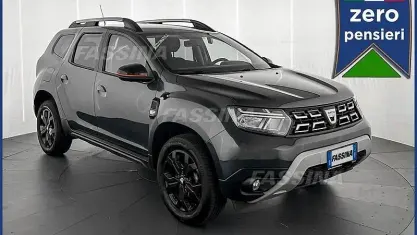 Usata Dacia Duster Journey 150 CV (110 kW) 2022 Grigio SUV