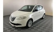 Bianco Usata 2015 Lancia Ypsilon Gold Due volumi | 7699 € (Buon prezzo)