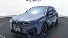 Gris Nuevo 2025 BMW iX SUV | 63.000 € (Super precio)