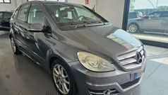 Grigio Usata 2009 Mercedes B180 Monovolume | 4900 € (Buon prezzo)