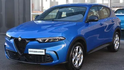 Blu Usata 2023 Alfa Romeo Tonale Sprint SUV | 27.900 € (Buon prezzo)