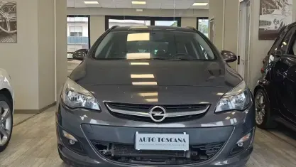 Usata Opel Astra Cosmo 140 CV (102 kW) 2015 Grigio Station wagon