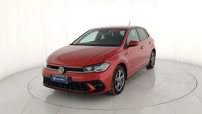 Usata VW Polo R-line 95 CV (69 kW) 2023 Rosso Utilitaria