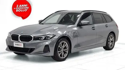 Grigio Usata 2023 BMW 320e Comfort Edition Station wagon | 34.990 € (Super prezzo)