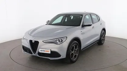 Usata Alfa Romeo Stelvio Sprint 190 CV (139 kW) 2022 Argento SUV