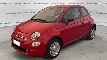 Rosso Usata 2024 Fiat 500 Due volumi | 14.450 € (Buon prezzo)