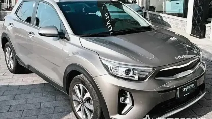 Occasion Kia Stonic Style 99 ch (72 kW) 2022 Vert SUV