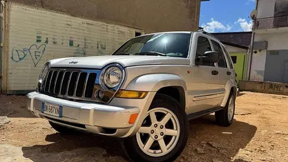 Usata Jeep Cherokee Limited 163 CV (119 kW) 2008 SUV