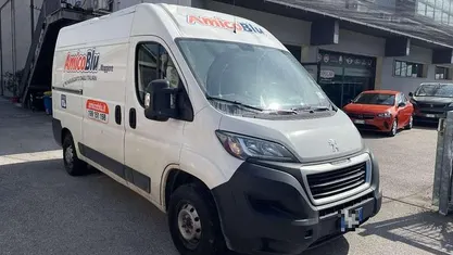 Bianco pastello Usata 2021 Peugeot Boxer S Furgone | 9900 € (Super prezzo)