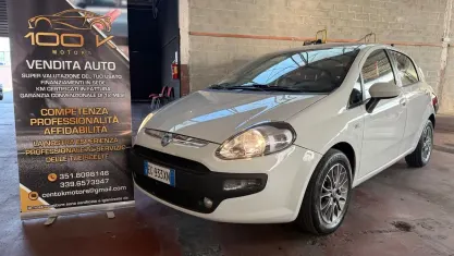 Usata Fiat Punto Evo Dynamic 75 CV (55 kW) 2011 Bianco Utilitaria