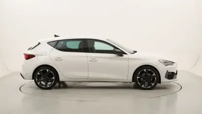 Usata Cupra Leon 150 CV (110 kW) 2024 Berlina
