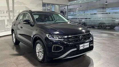 Nero Usata 2024 VW T-Roc Life SUV | 24.950 € (Ottimo prezzo)