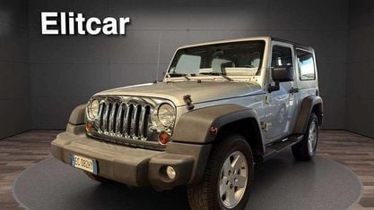 Usata Jeep Wrangler Unlimited Sport 177 CV (130 kW) 2010 Argento SUV