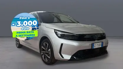 Usata Opel Corsa S 101 CV (74 kW) 2025 Crystal silver Utilitaria